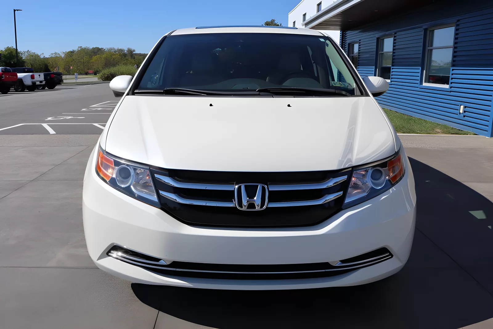 2016 Honda Odyssey EX-L photo 2
